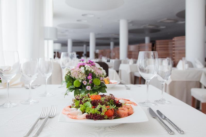 Lighthouse Golf & Spa Apartments Baltsjik Buitenkant foto